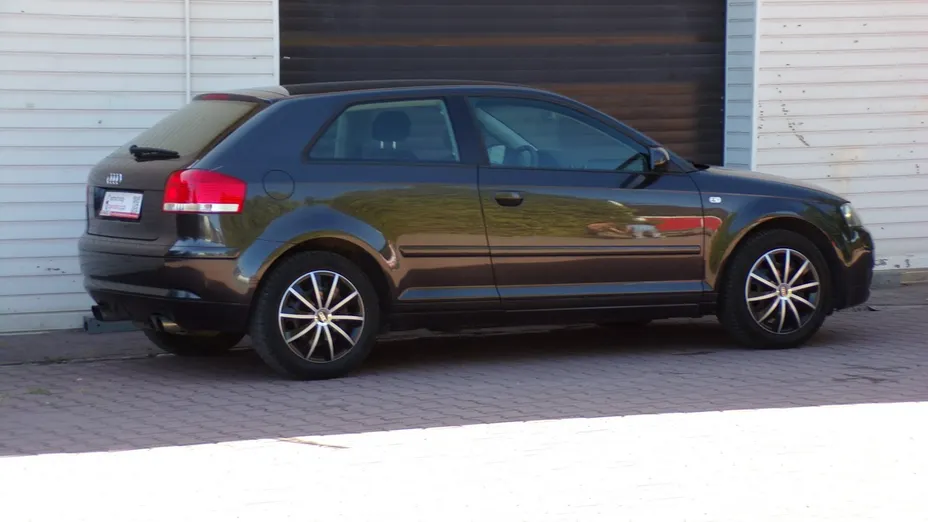 AUDI A3 -