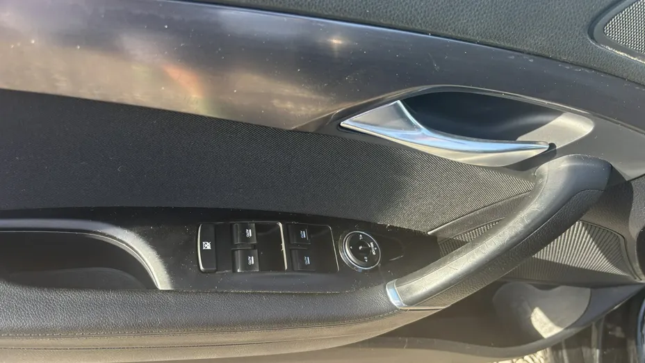 HYUNDAI i40 -