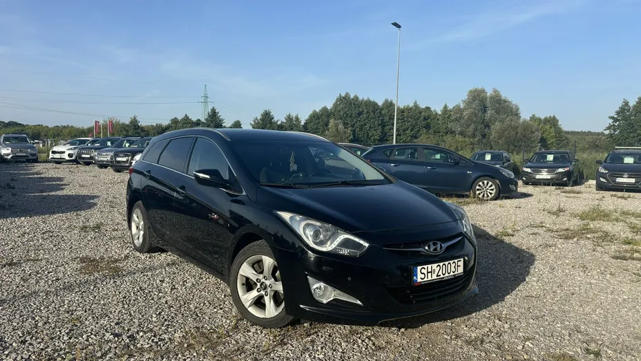 HYUNDAI i40 -