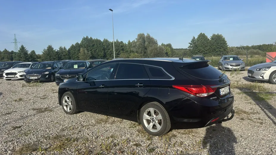 HYUNDAI i40 -