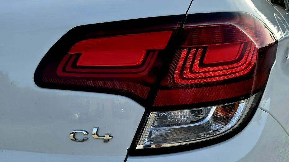 CITROEN C4 -