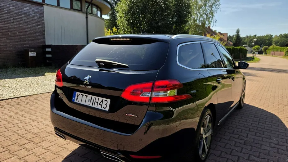 PEUGEOT 308 -