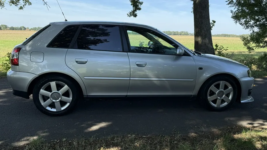 AUDI A3 Sportback -