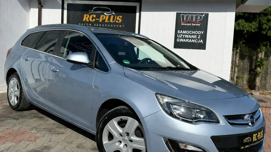 OPEL Astra -