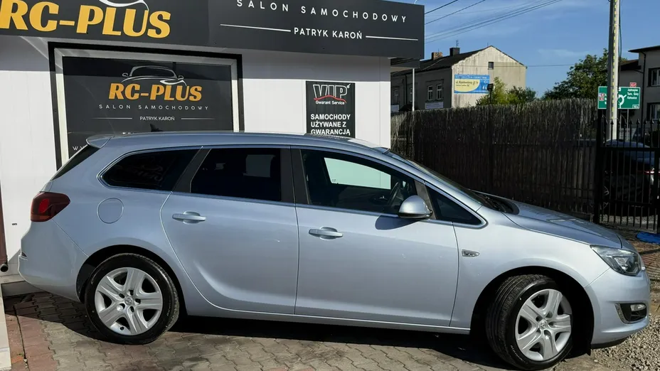 OPEL Astra -
