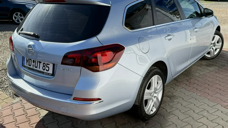 OPEL Astra -