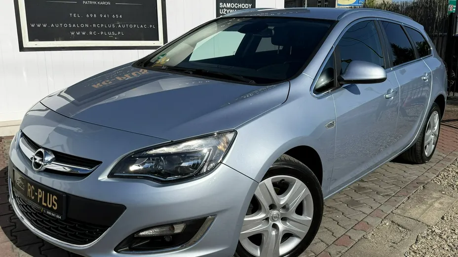OPEL Astra -