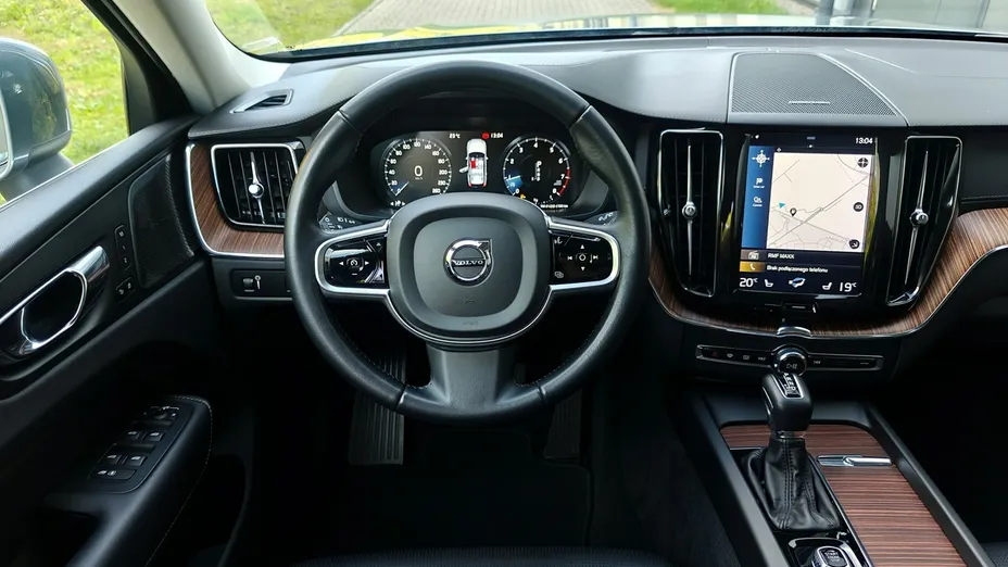 VOLVO XC60 -
