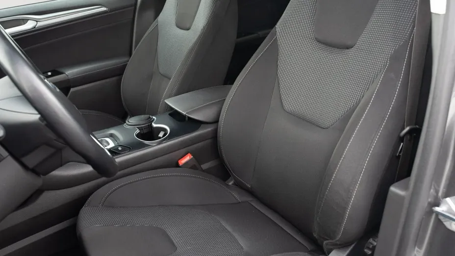 FORD Mondeo -