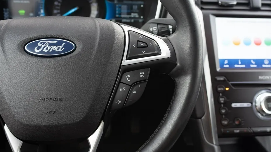 FORD Mondeo -