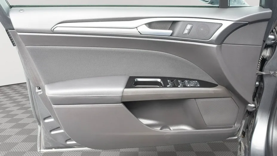 FORD Mondeo -