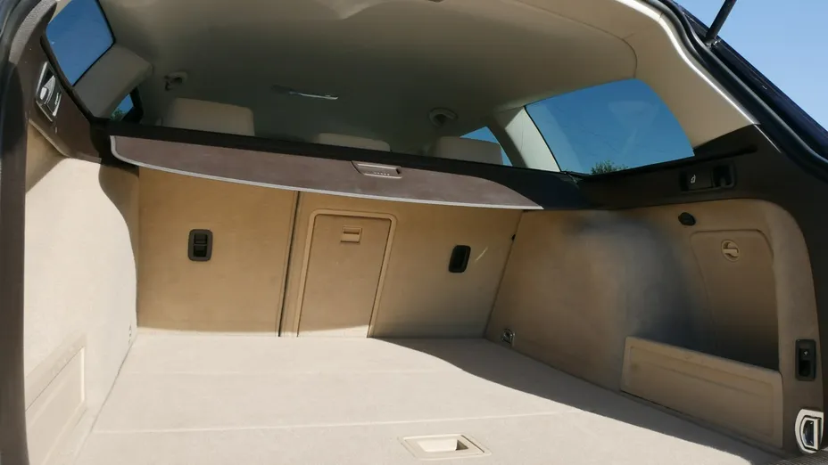 VOLKSWAGEN Passat -