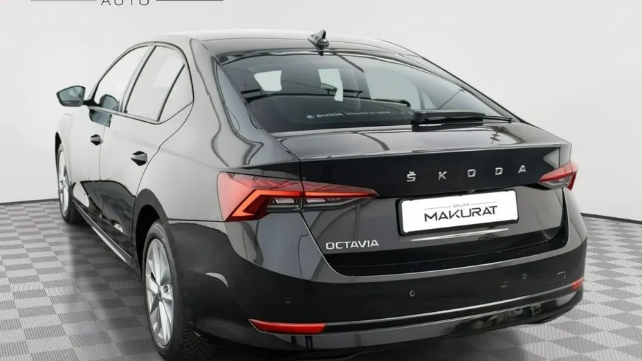 SKODA Octavia -