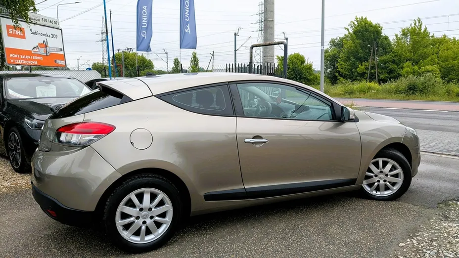 RENAULT Megane -