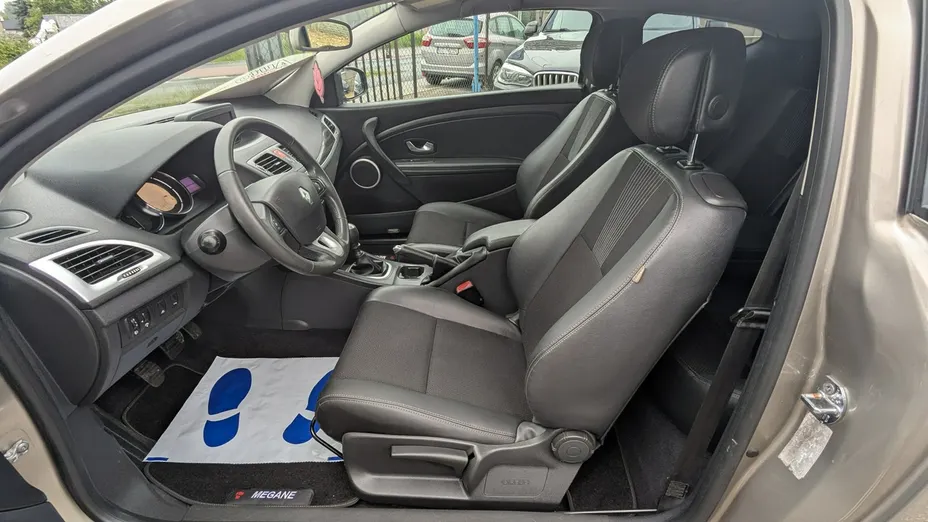 RENAULT Megane -