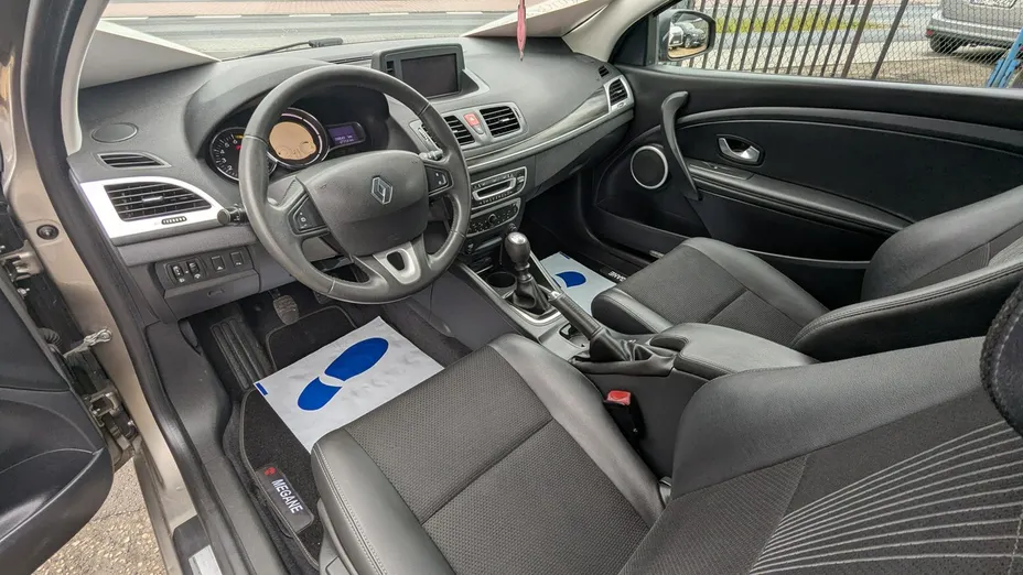 RENAULT Megane -