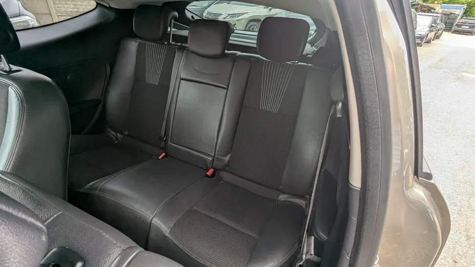 RENAULT Megane -