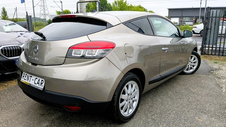 RENAULT Megane -