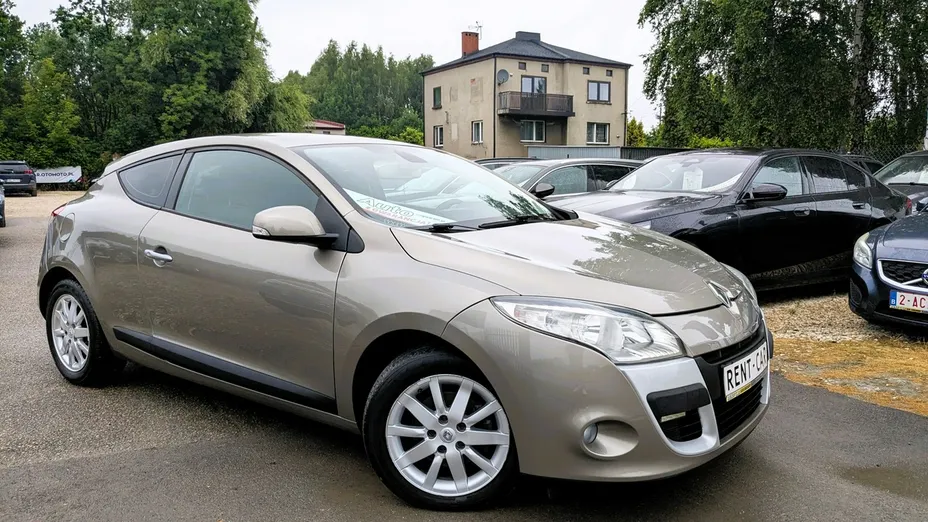 RENAULT Megane -