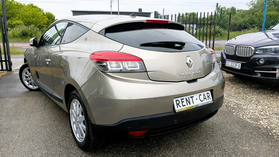RENAULT Megane -