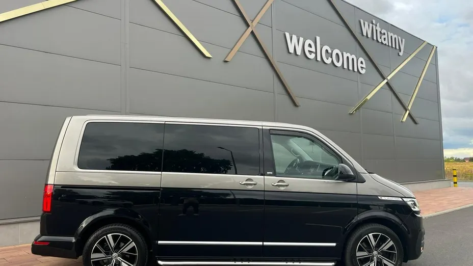 VOLKSWAGEN Multivan -