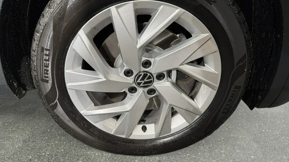 VOLKSWAGEN Tiguan Allspace -
