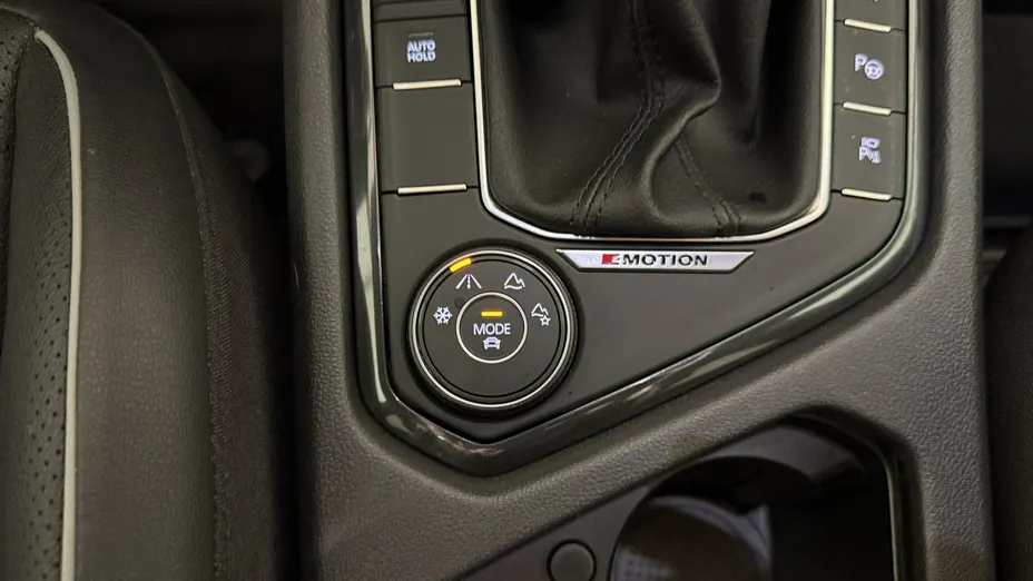 VOLKSWAGEN Tiguan Allspace -