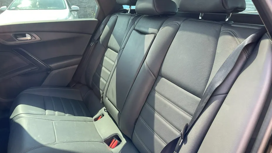 PEUGEOT 508 -