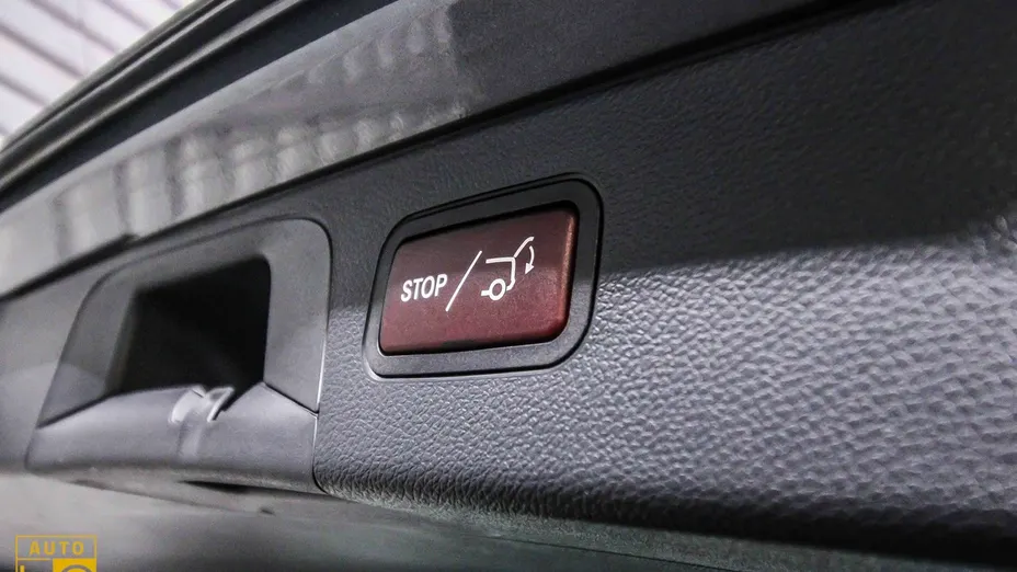 MERCEDES-BENZ GLC -