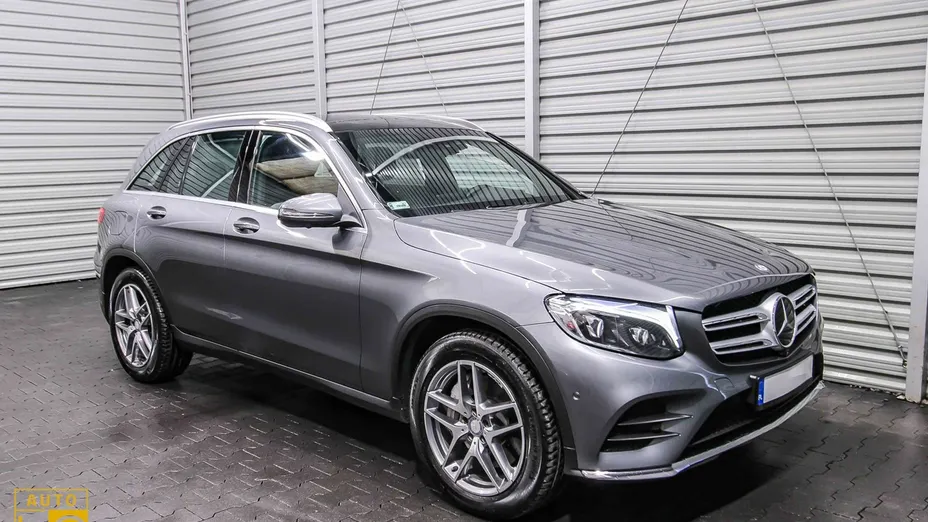 MERCEDES-BENZ GLC -