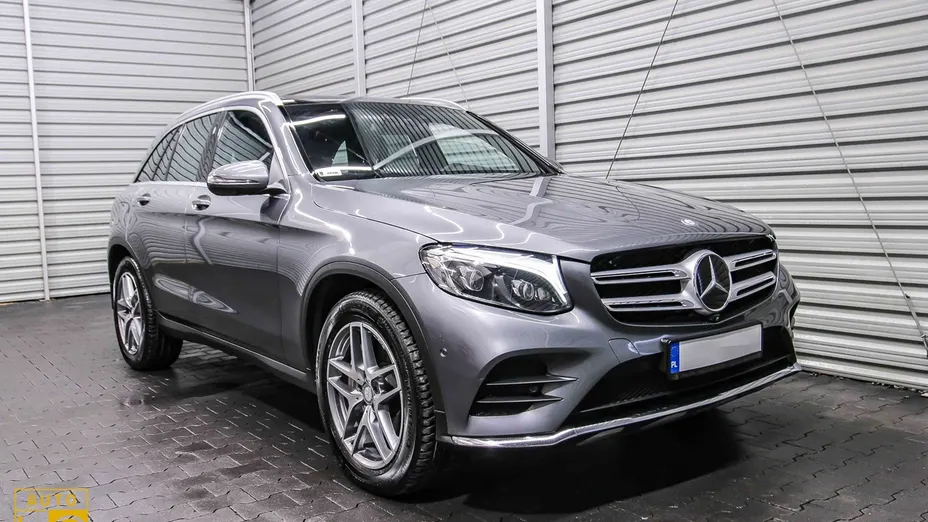 MERCEDES-BENZ GLC -