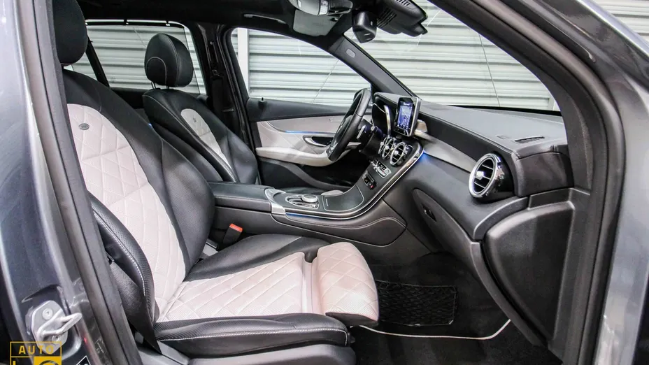 MERCEDES-BENZ GLC -