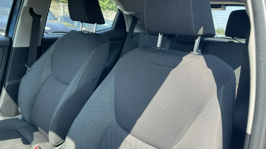 TOYOTA Yaris -