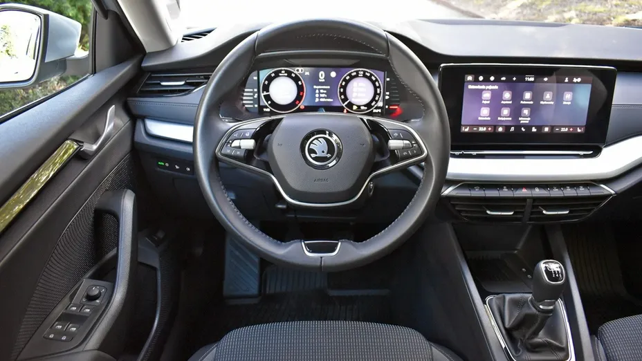 SKODA Octavia -