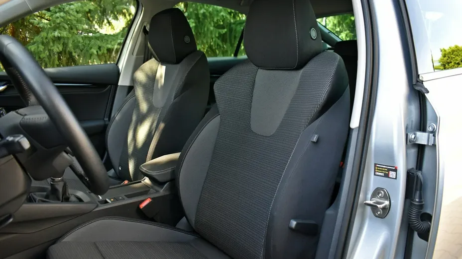 SKODA Octavia -