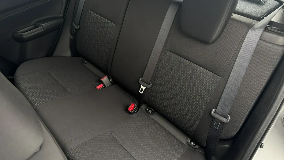 SUZUKI Swift -