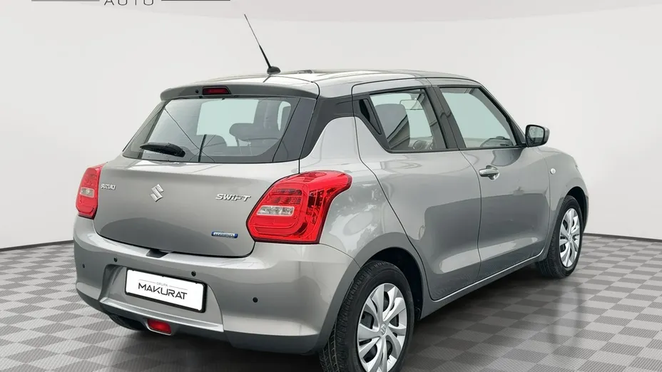 SUZUKI Swift -