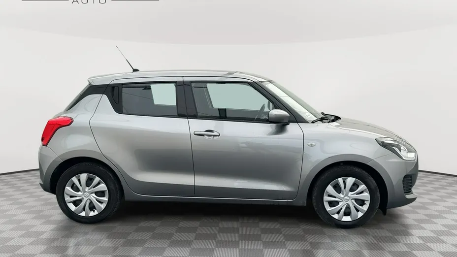 SUZUKI Swift -