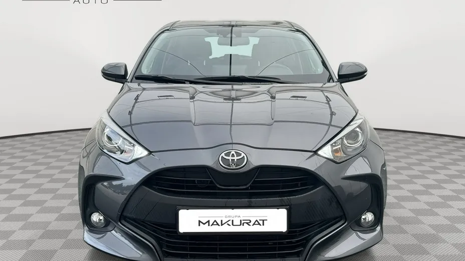 TOYOTA Yaris -