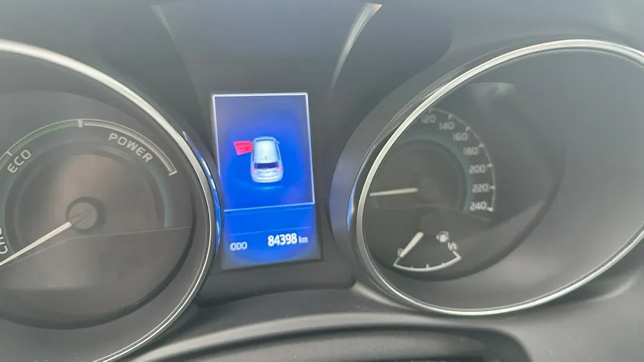 TOYOTA Auris -