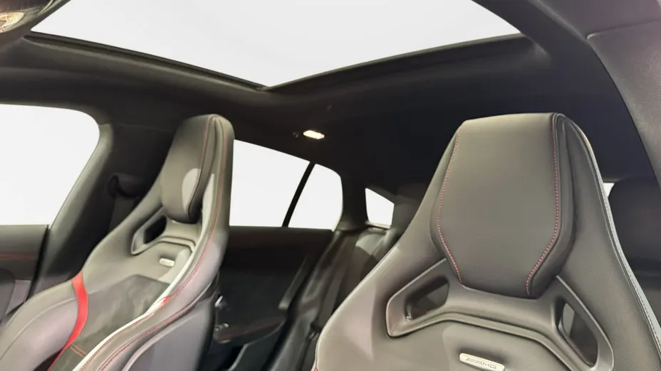 MERCEDES-BENZ CLA -