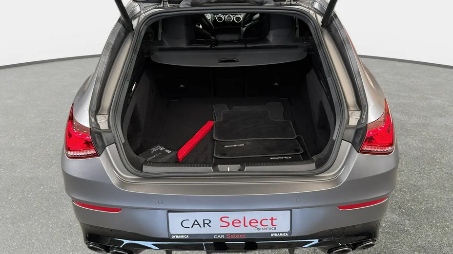 MERCEDES-BENZ CLA -