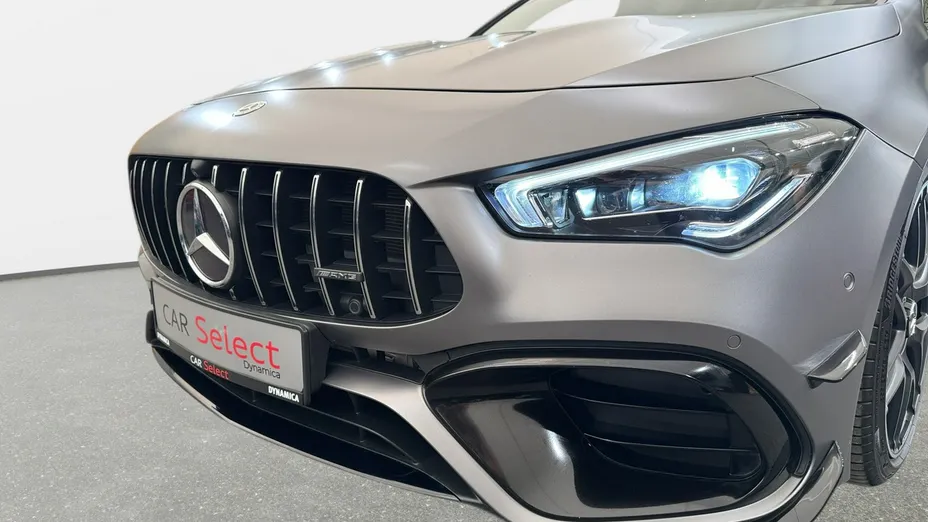 MERCEDES-BENZ CLA -