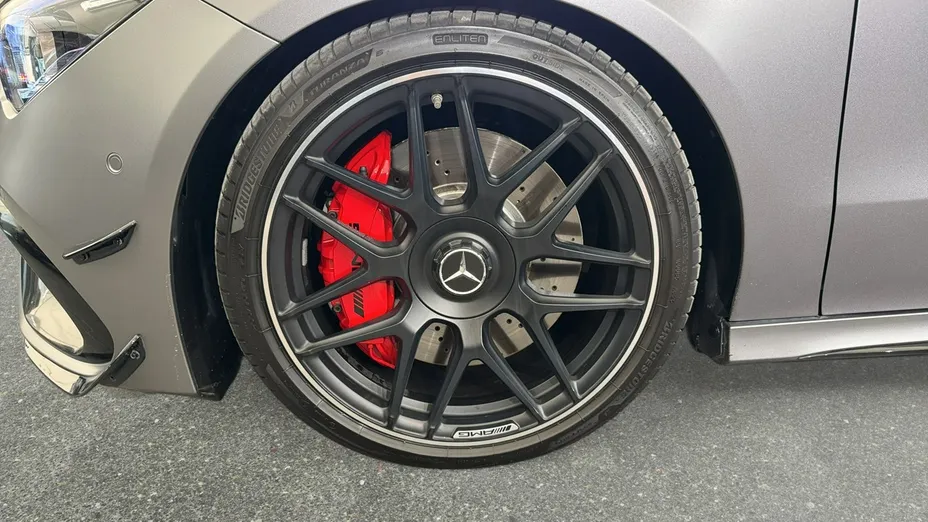 MERCEDES-BENZ CLA -