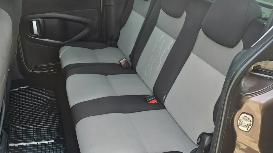 PEUGEOT Partner -