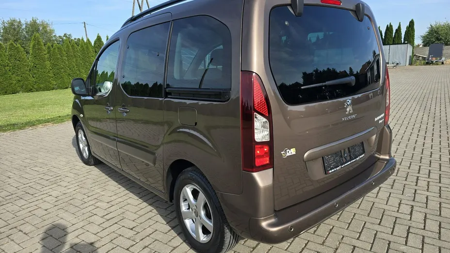 PEUGEOT Partner -