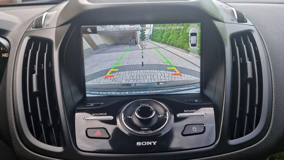 FORD Kuga -
