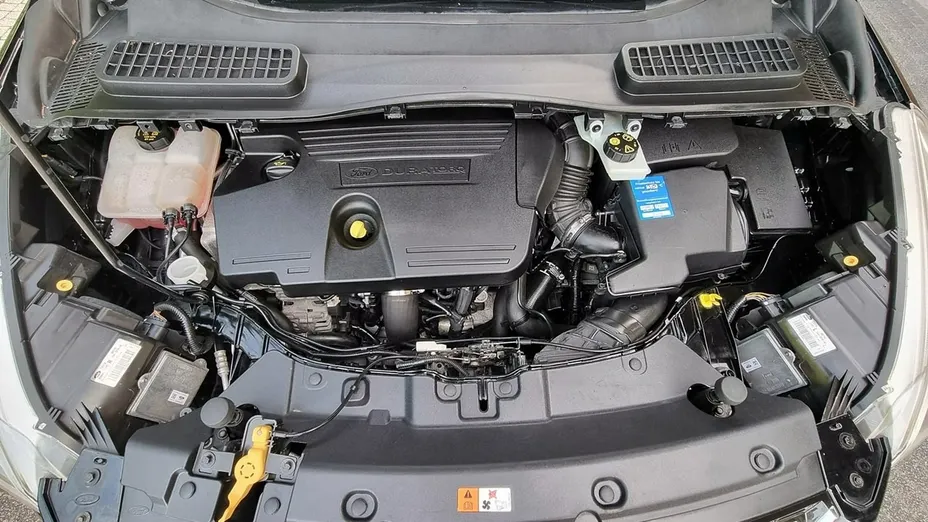 FORD Kuga -