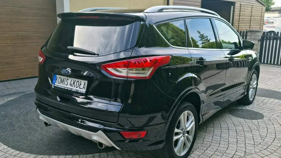 FORD Kuga -