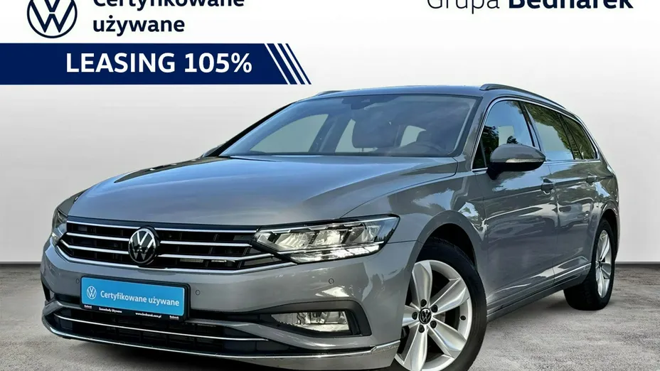 VOLKSWAGEN Passat -